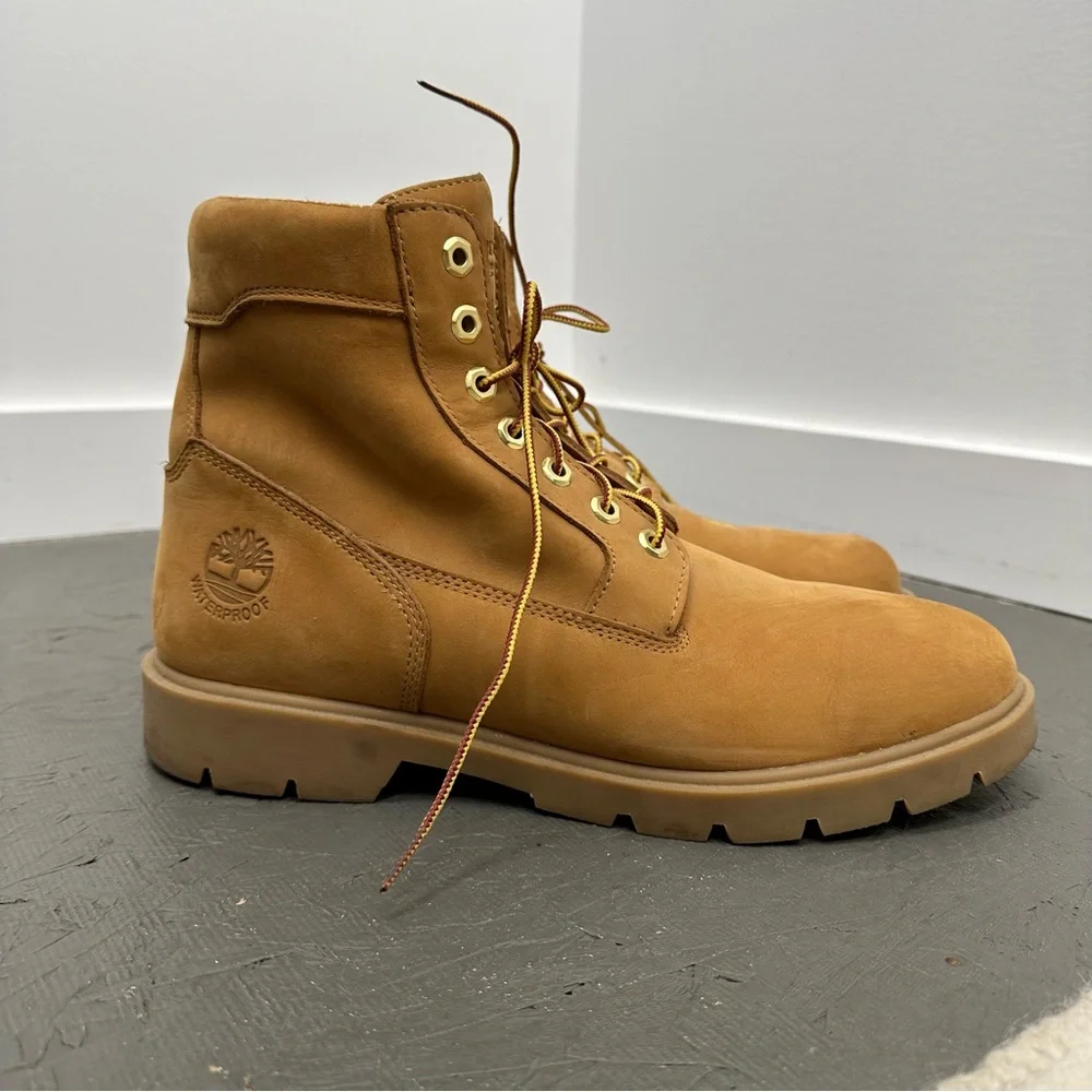 ⛔️SOLD⛔️Timberland Basic 6 Inch Waterproof Boots in Wheat Beige Nubuck Leath - Picture 2 of 9